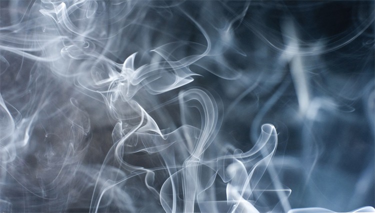 Картинки вейпа с дымом