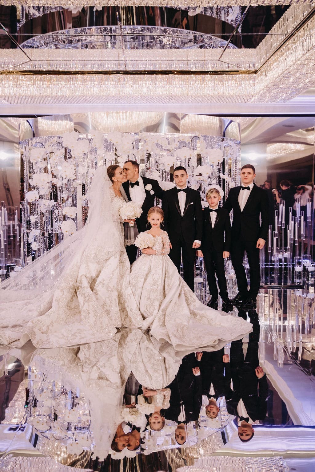 Свадебное веселье.