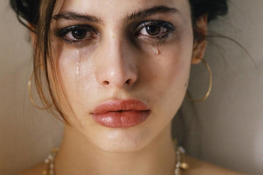 Девочка Плачет Фото