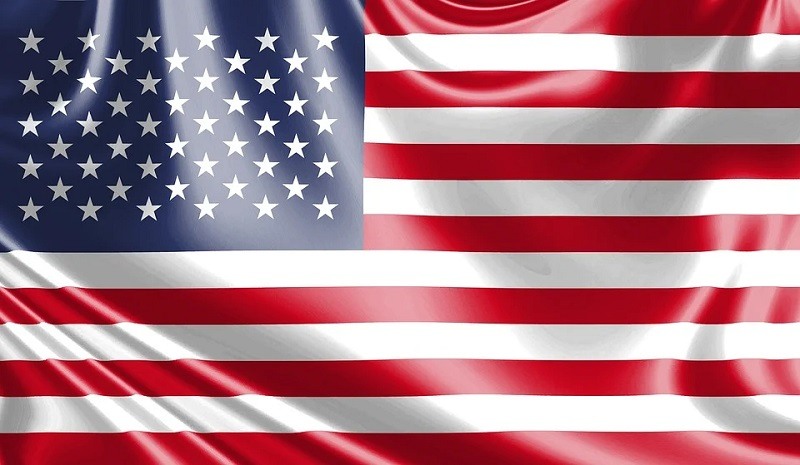 Американский флаг на прозрачном фоне