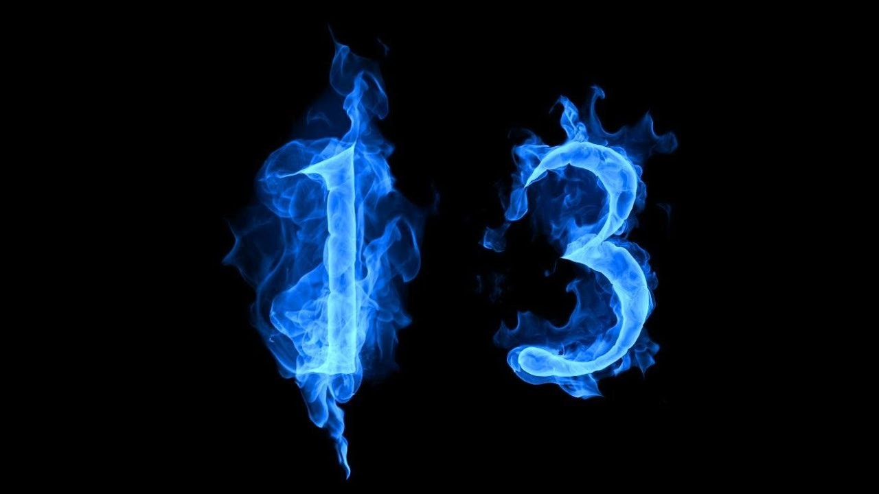 13 число судьба. Цифры из дыма. Цифры из огня. Цифра 13. Синий огонь.