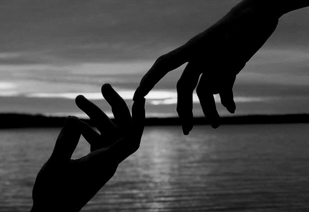 Фото Черно Белые Красивых Руки