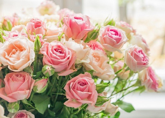 Красивый букет роз для мамы