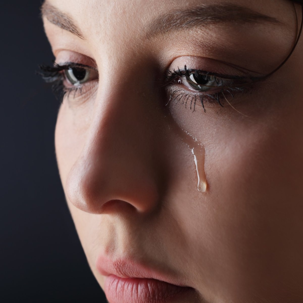 Плачущая женщина фото
