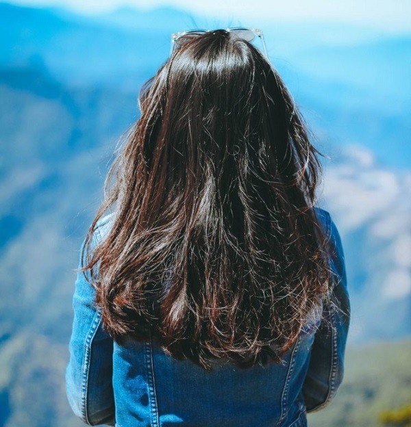 Фотографии девочек 12 лет с русыми волосами со спины на аву в контакт