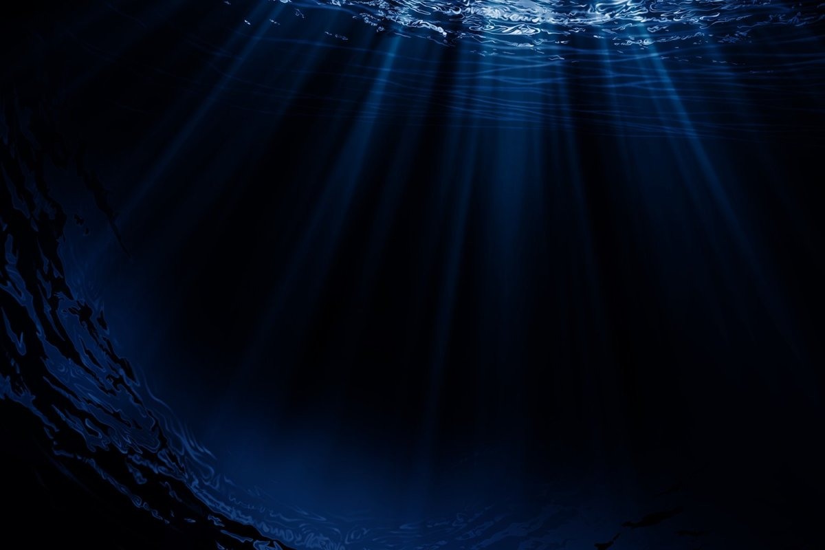 Глубина воды 200 метров. Марианская впадина в воде. Океаны. Глубина. Океан под водой.