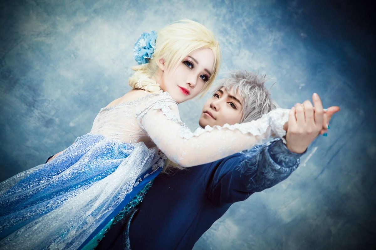 Elsa and Jack Frost Cosplay