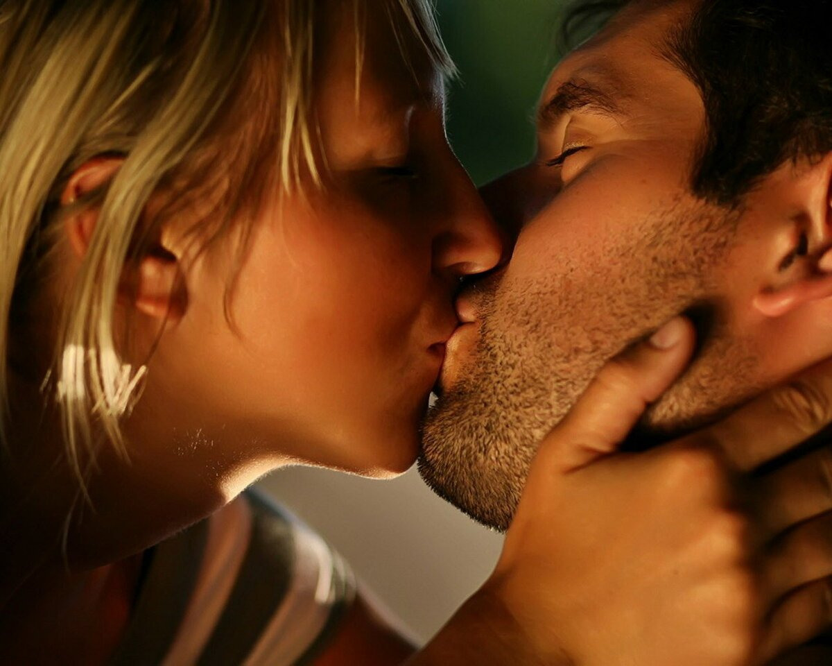 фото нежных поцелуев для любимой девушки