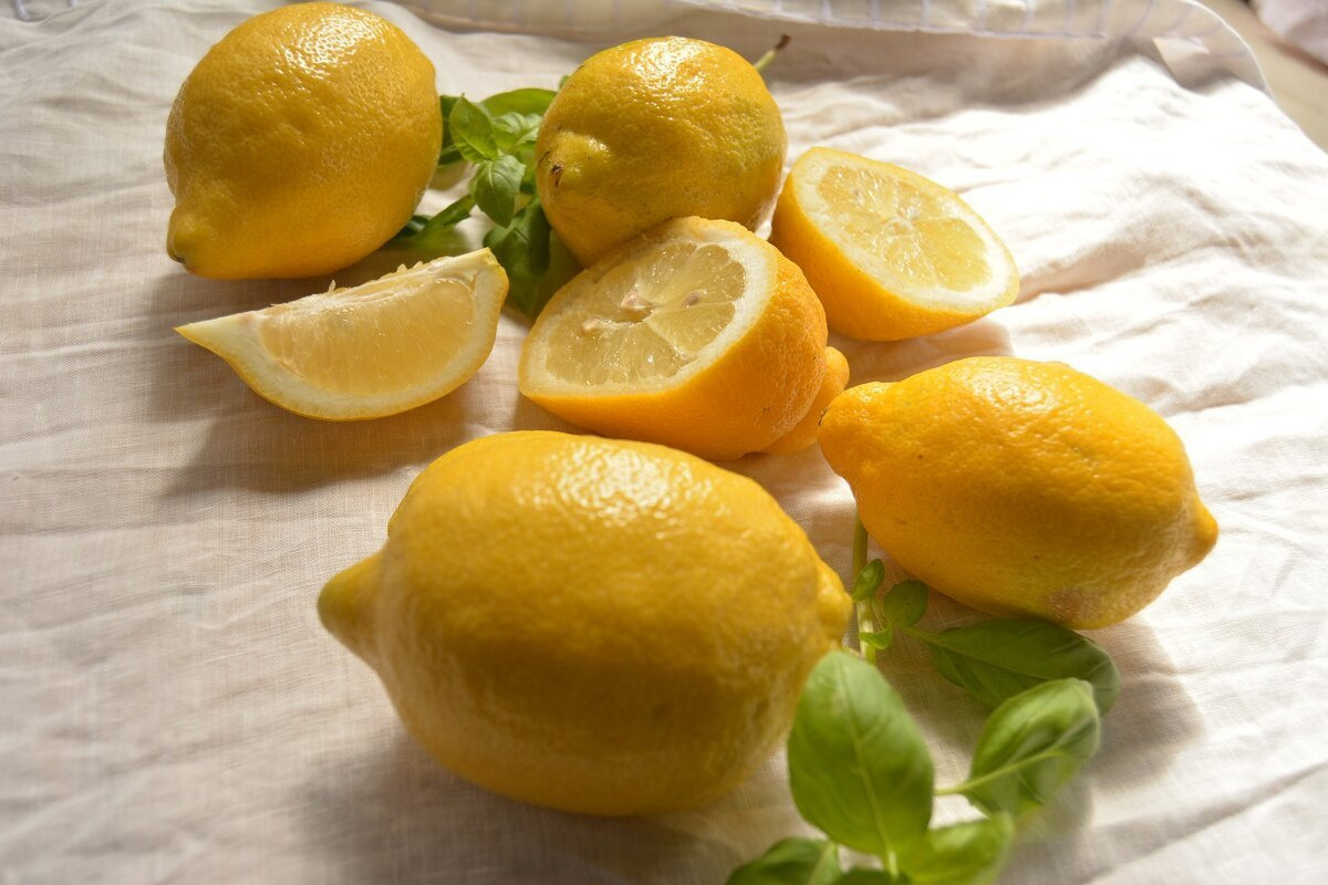 Кусочек лимона