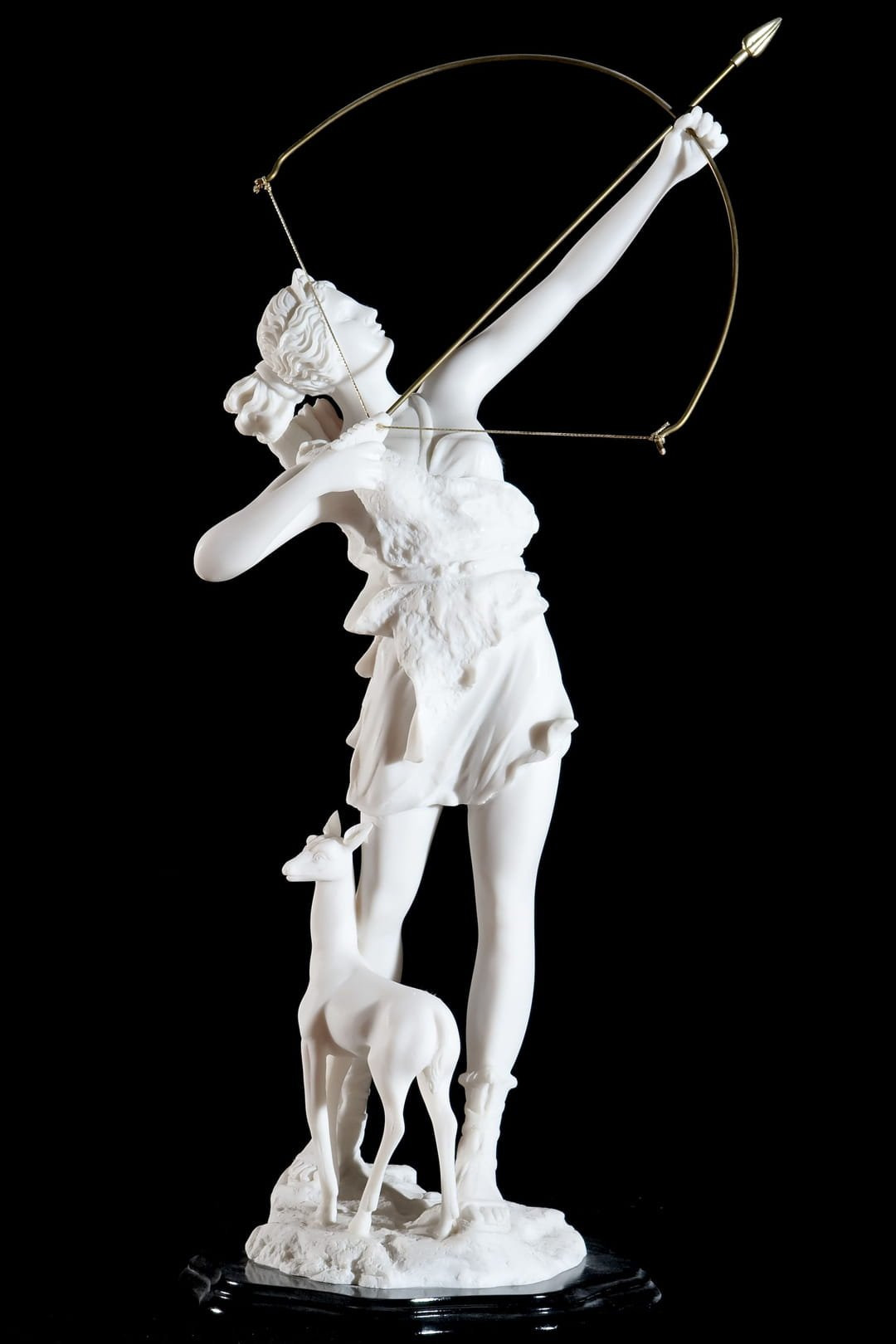 Артемида богиня охоты статуя