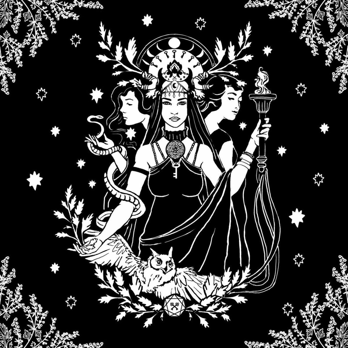Триединая богиня Геката