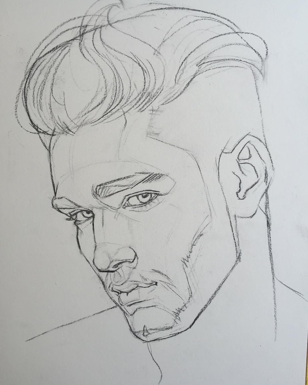 Красивые мужчины рисунки. Мужской портрет карандашом. Эскиз лица парня. Портреты карандашом для срисовки. Портреты для срисовки мужчины.