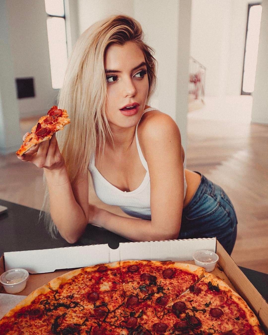 фотошоп из пиццы девушка фото 27