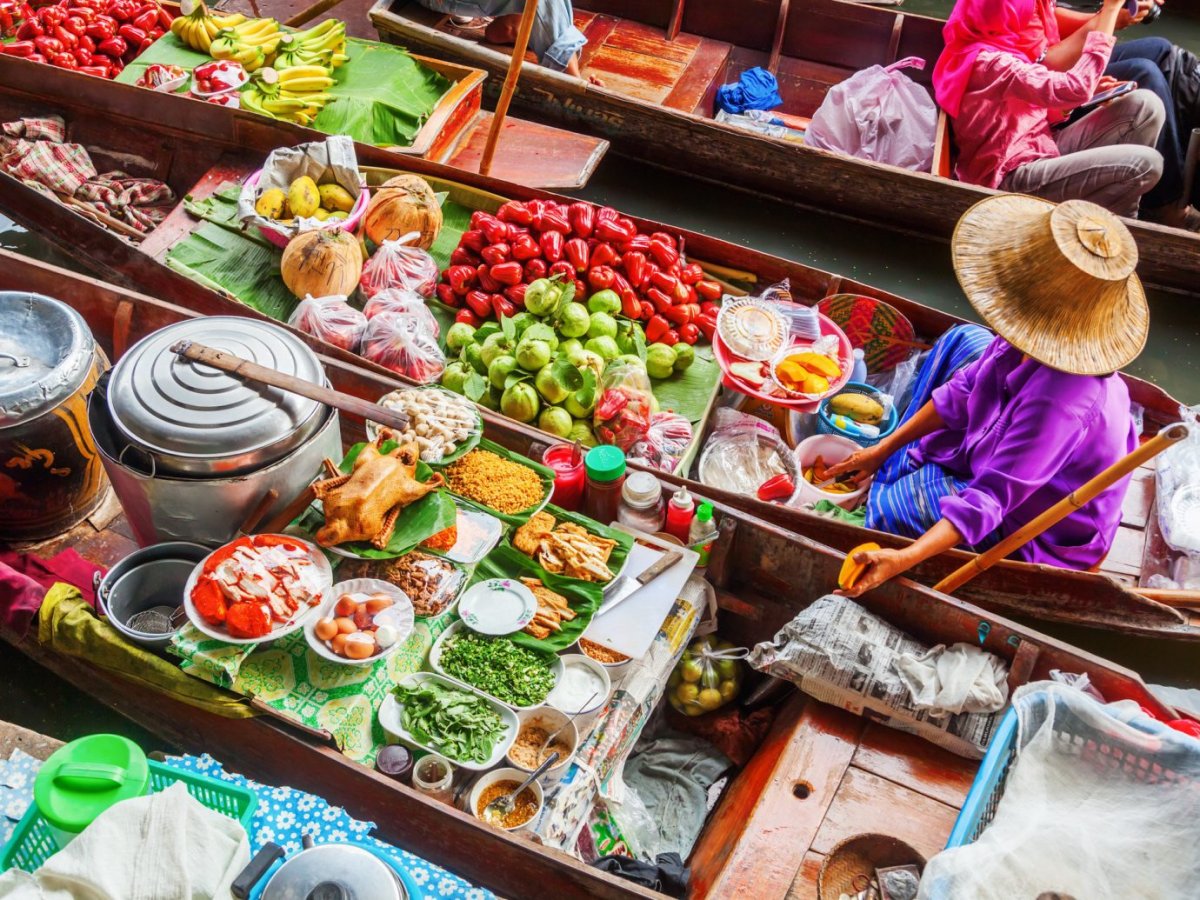 Damnoen Saduak Floating Market Tour from Bangkok