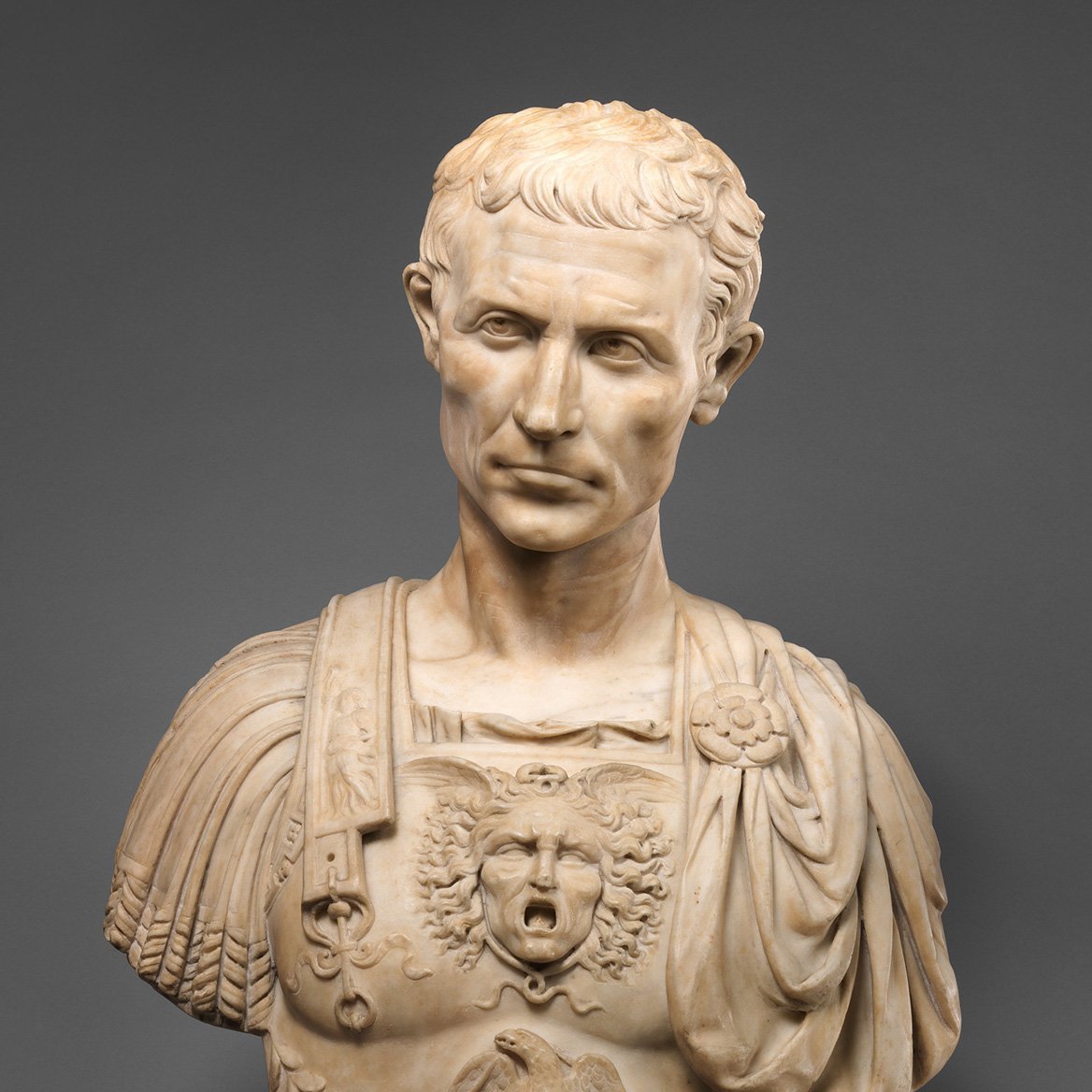 Статуя Гая Юлия Цезаря
