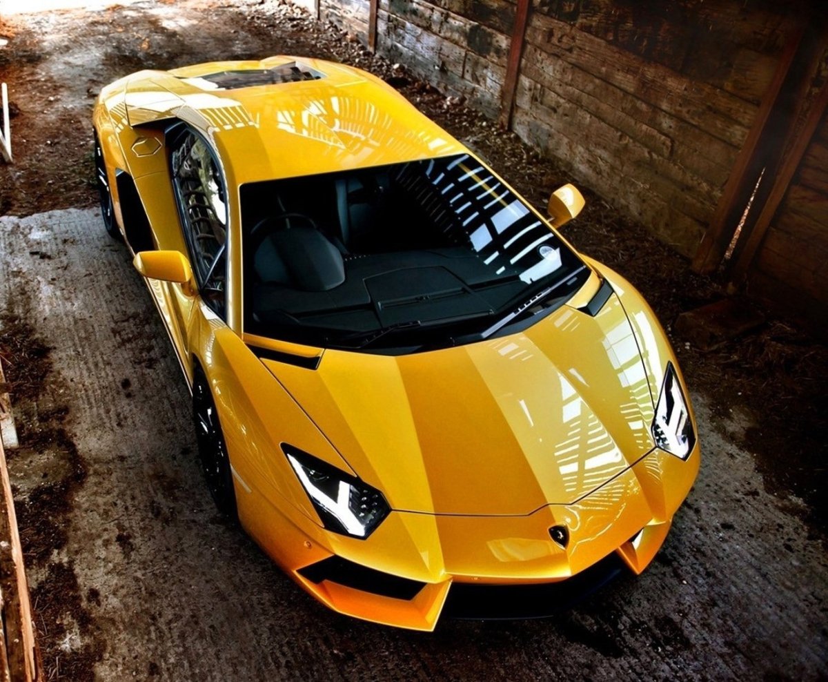 Lamborghini Aventador lp700-4 желтый