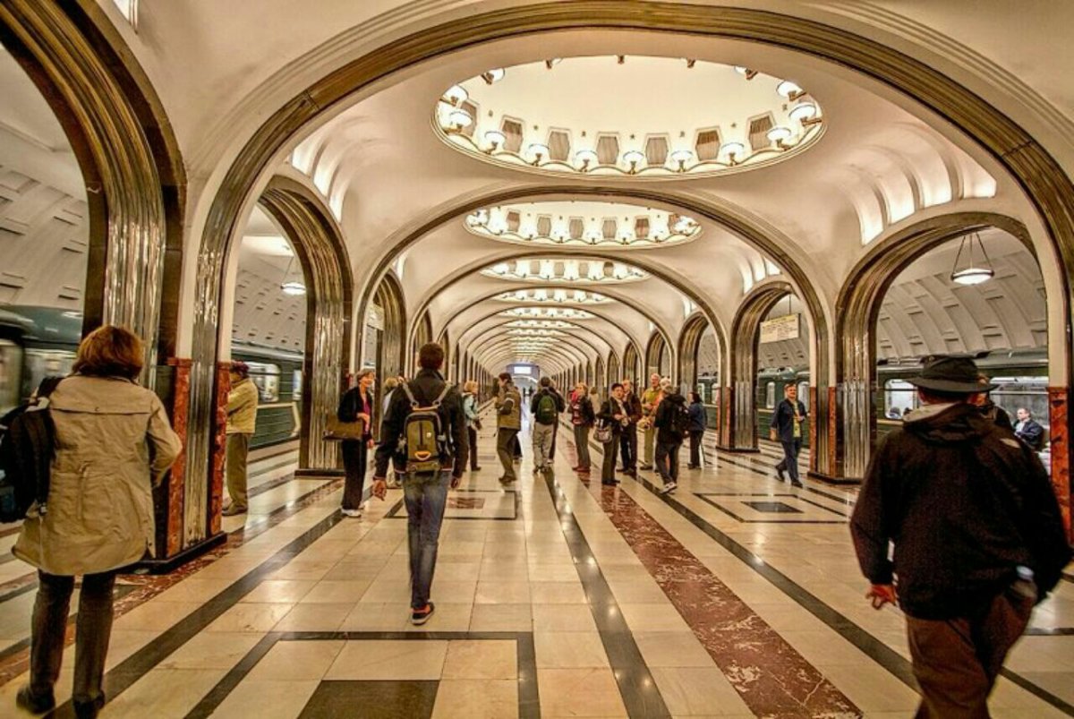 Шелков метро. Московский метрополитен. Метро Московская Москва. Станция метро Московская Москва. Метро Московский метрополитен.