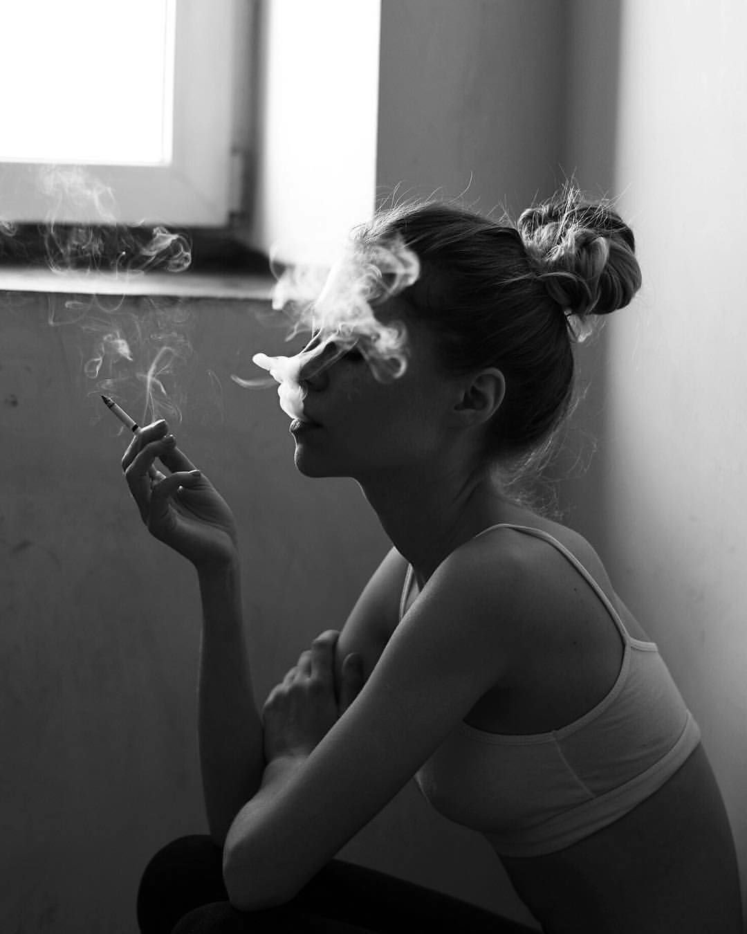 Фото курящие, курят сигареты