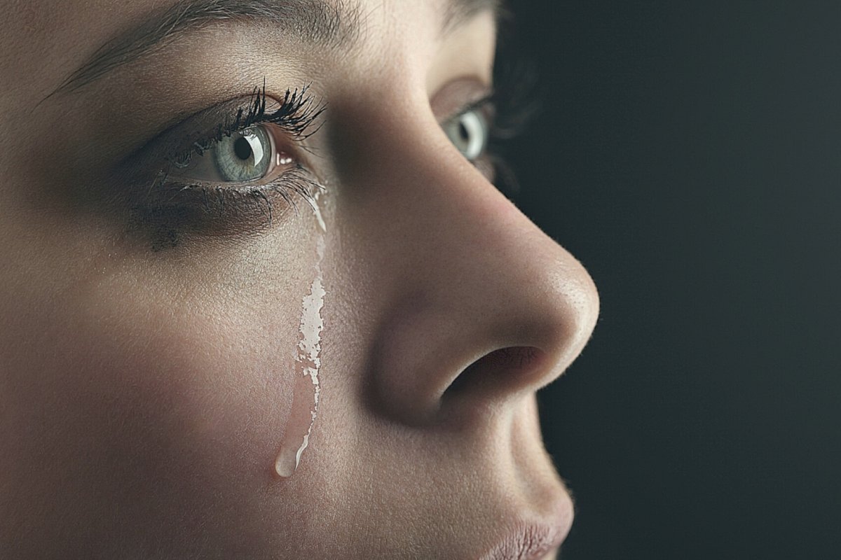 фото плачущей матери