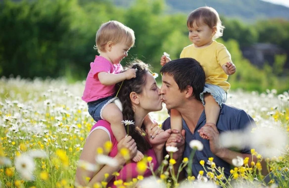 картинки про счастливую семью