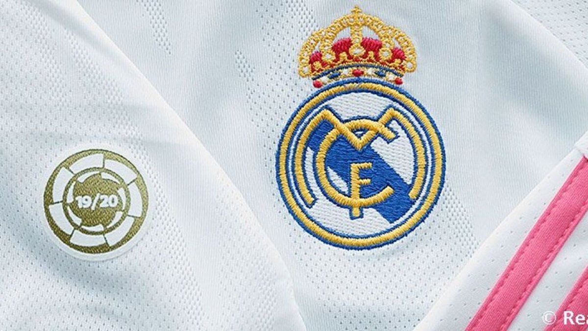 Эмблемы Реал Мадрид за всю историю