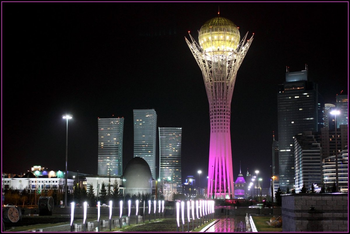 Монумент Астана-БАЙТЕРЕ