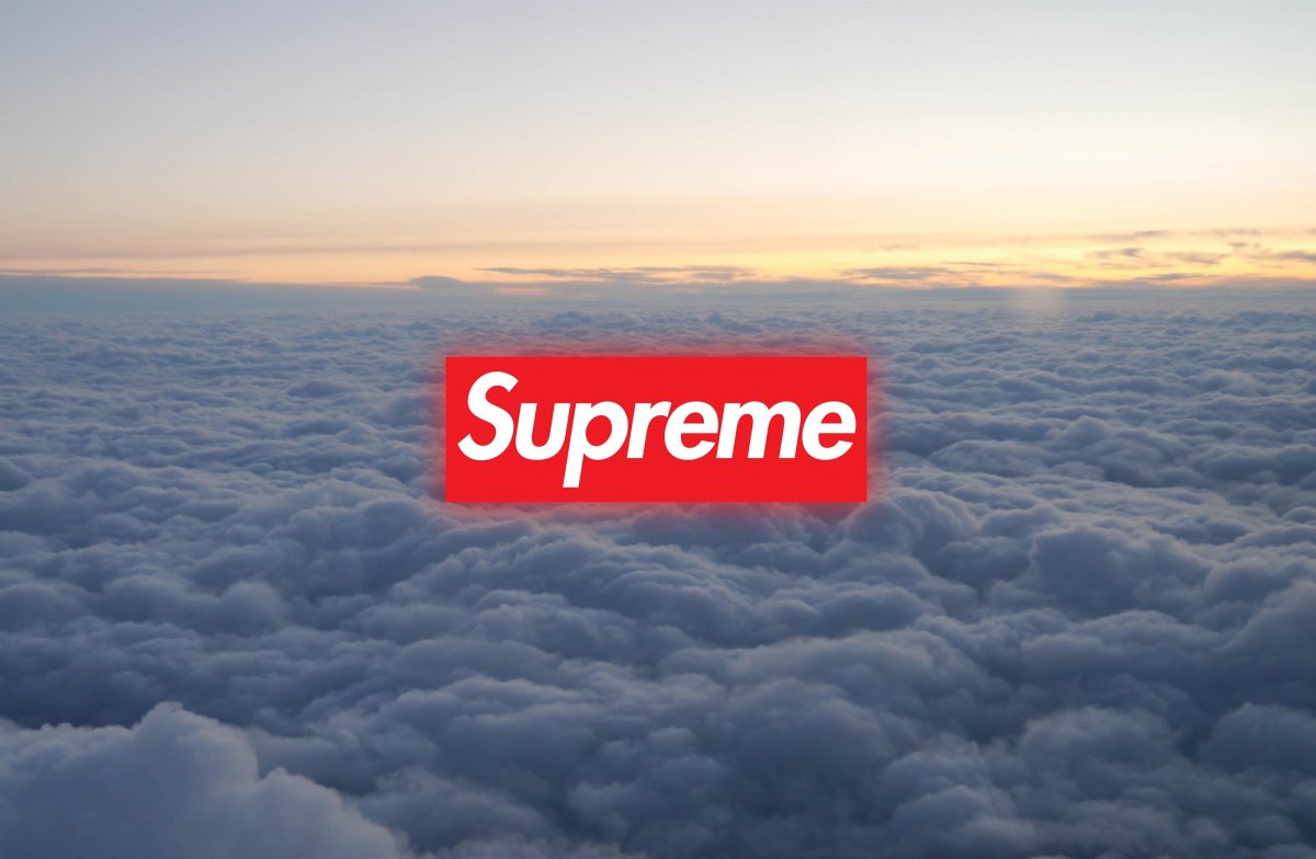 Supreme надпись