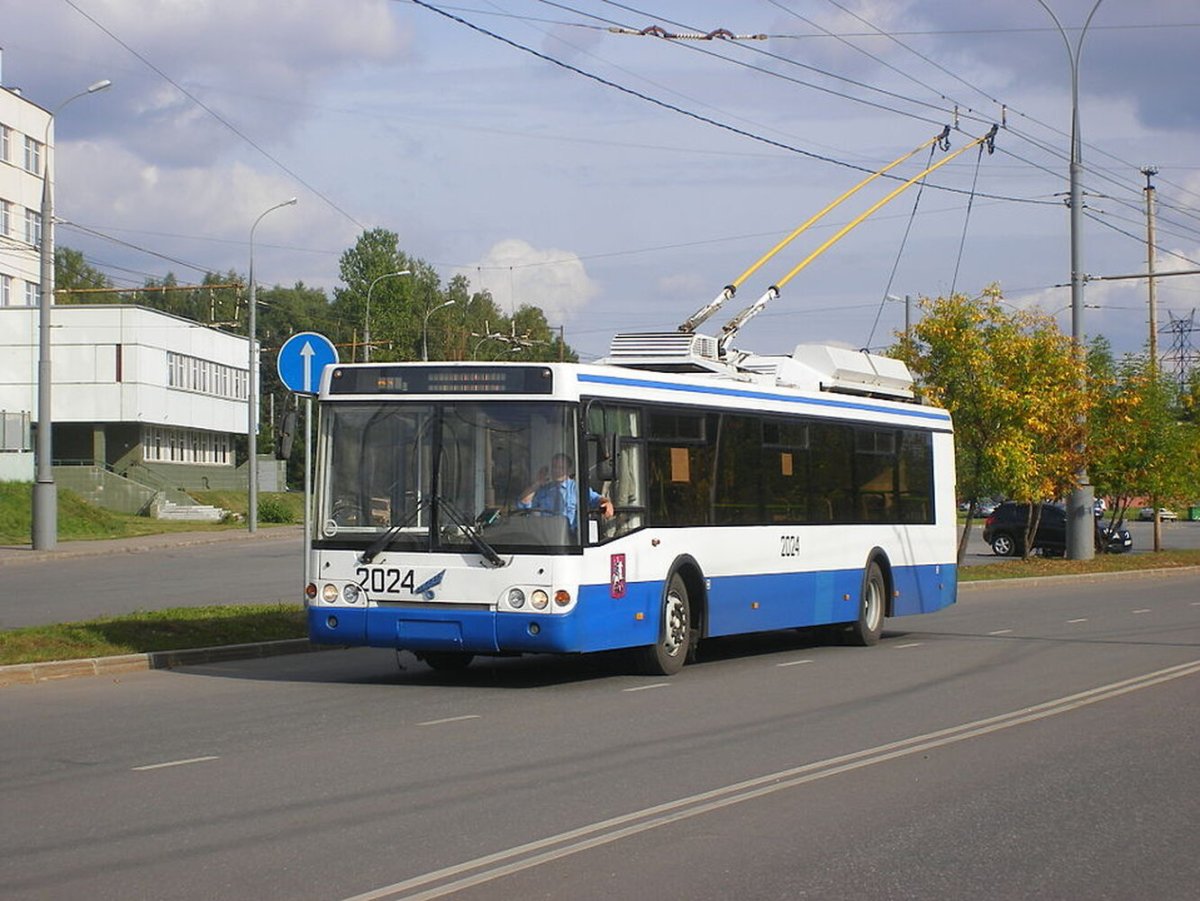 Троллейбус ЛИАЗ 5292