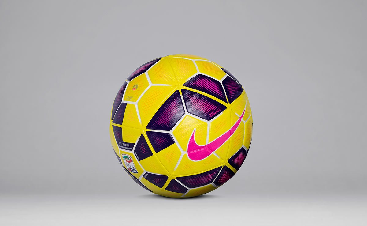 Футбольный мяч найк Ордем 2