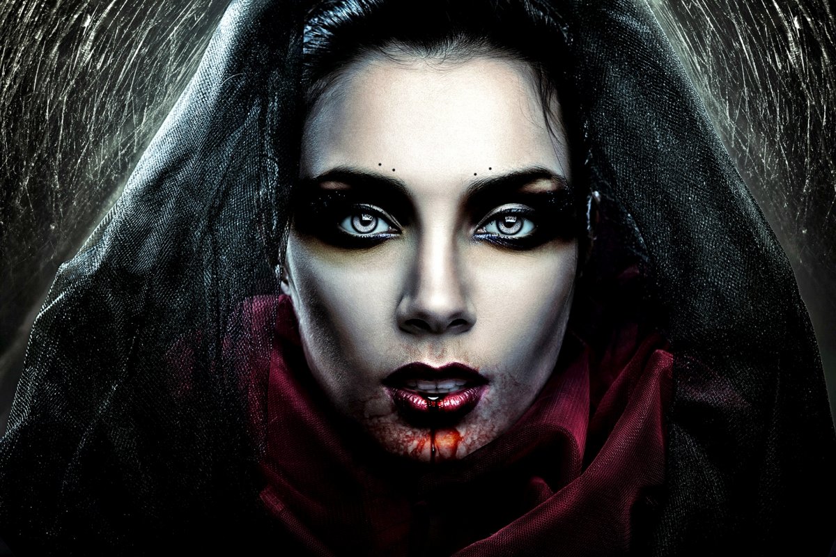 Мэри Швецова косплей вампир