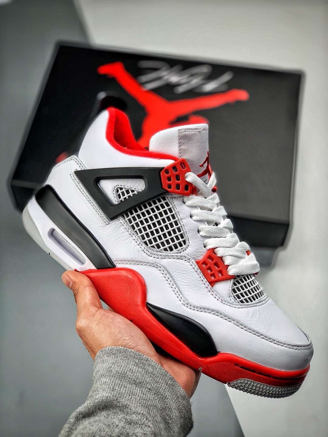 Nike Air Jordan IV 4 Retro Fire Red