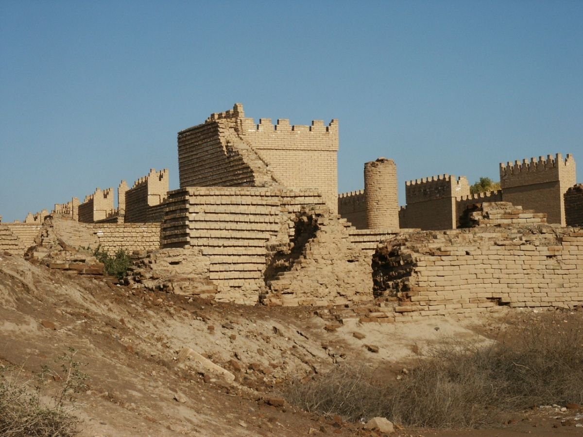 Крепостные стены Вавилона