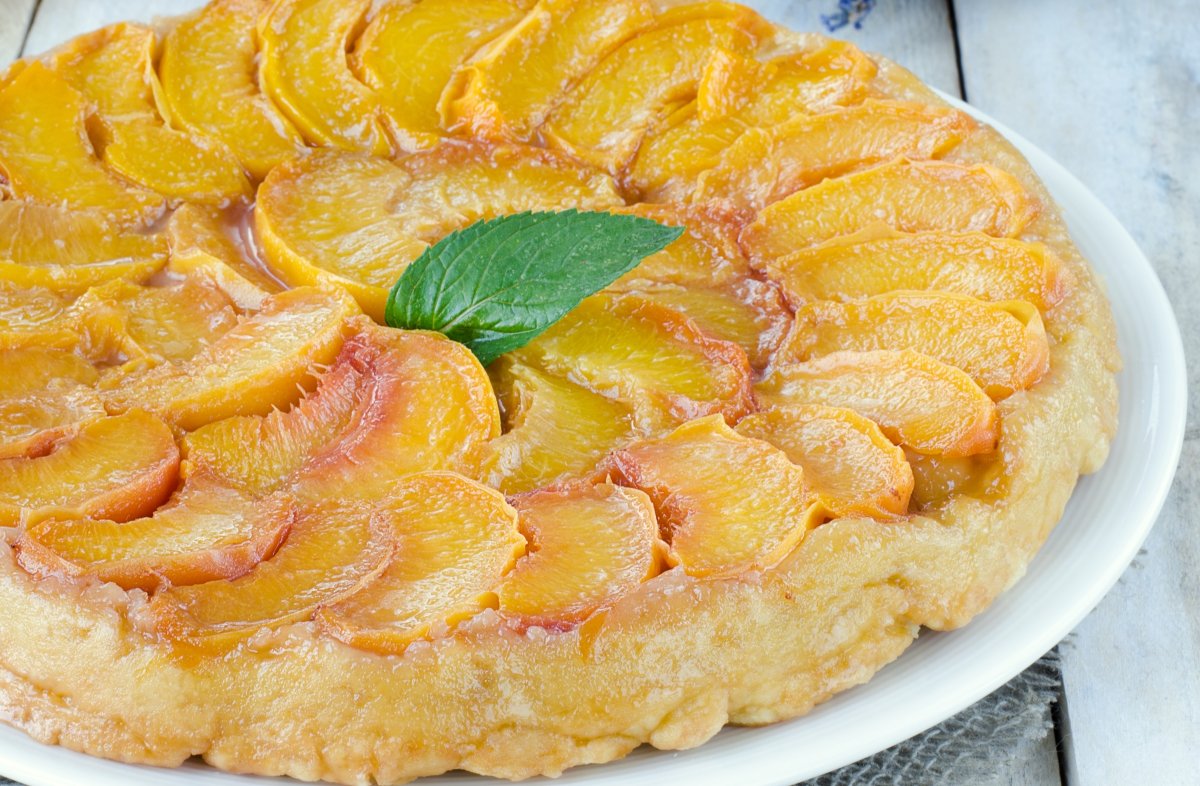 пирог из персиков свежих с фото